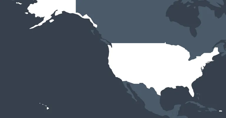 Bogdagi yalangoch xotinning fotosurati